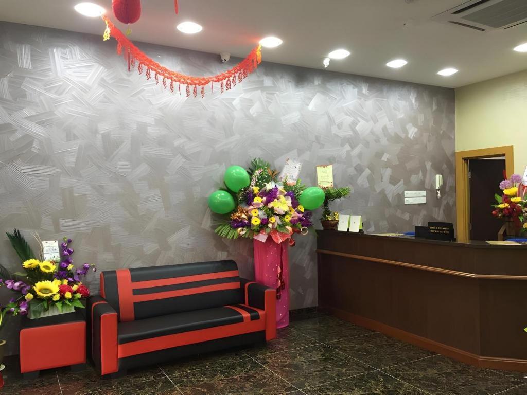 Id Hotel Yayasan Segamat Eksteriør bilde