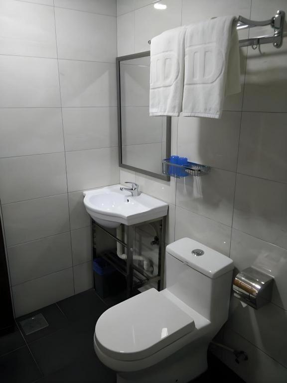 Id Hotel Yayasan Segamat Eksteriør bilde