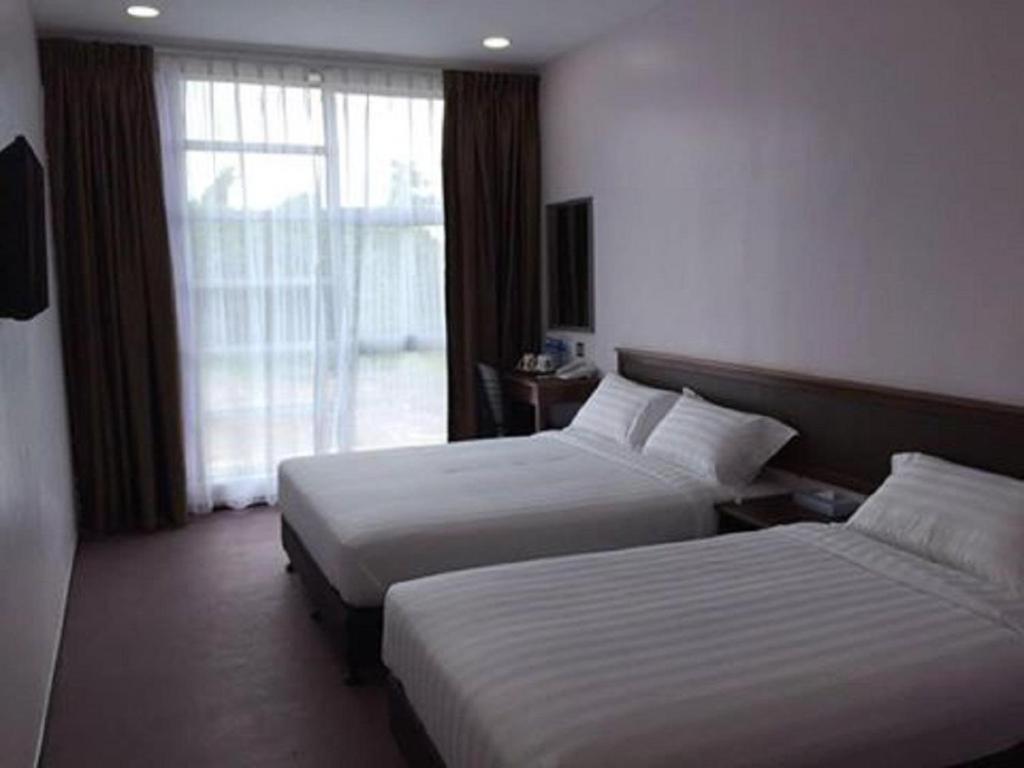 Id Hotel Yayasan Segamat Eksteriør bilde
